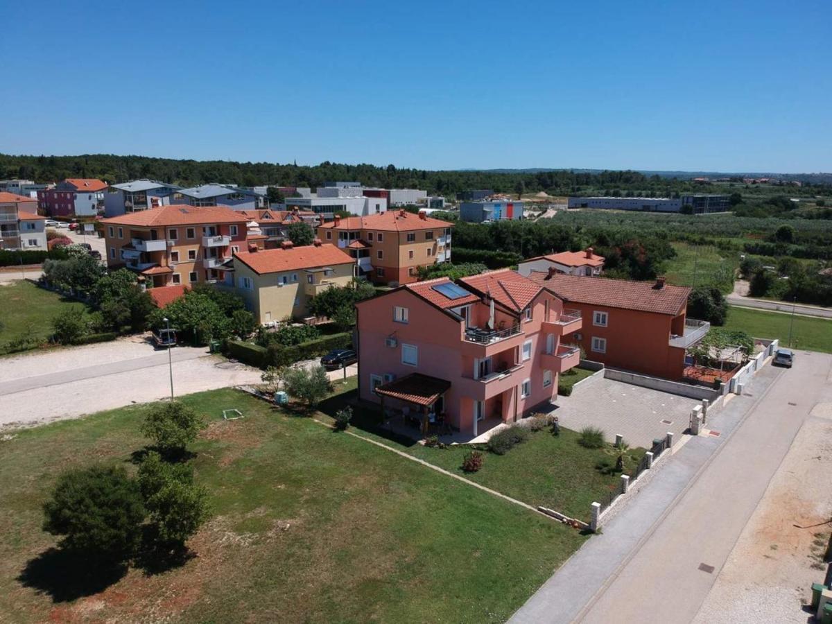 Guest House Gloria Novigrad Istria Εξωτερικό φωτογραφία