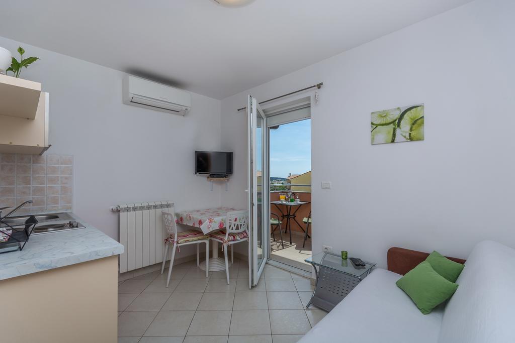 Guest House Gloria Novigrad Istria Εξωτερικό φωτογραφία